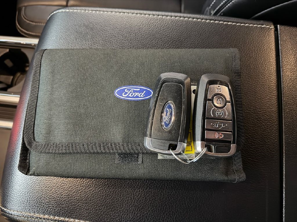 Ford F-150 Lariat 4WD SuperCrew 5.5' Box 2019