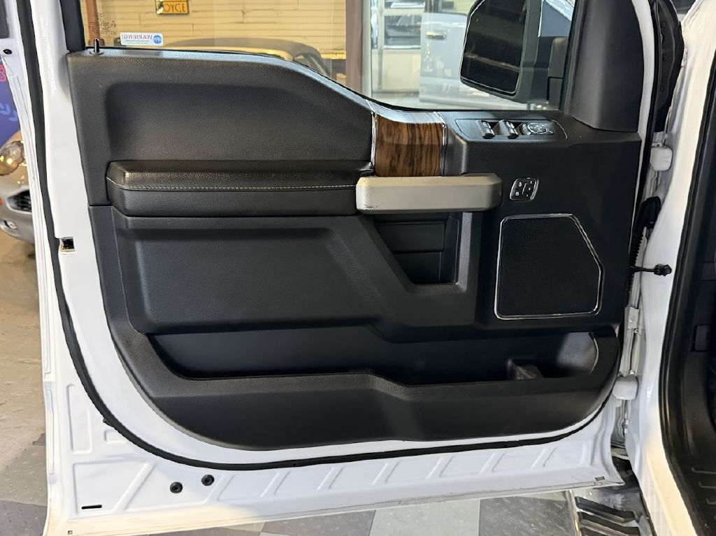 Ford F-150 Lariat 4WD SuperCrew 5.5' Box 2019