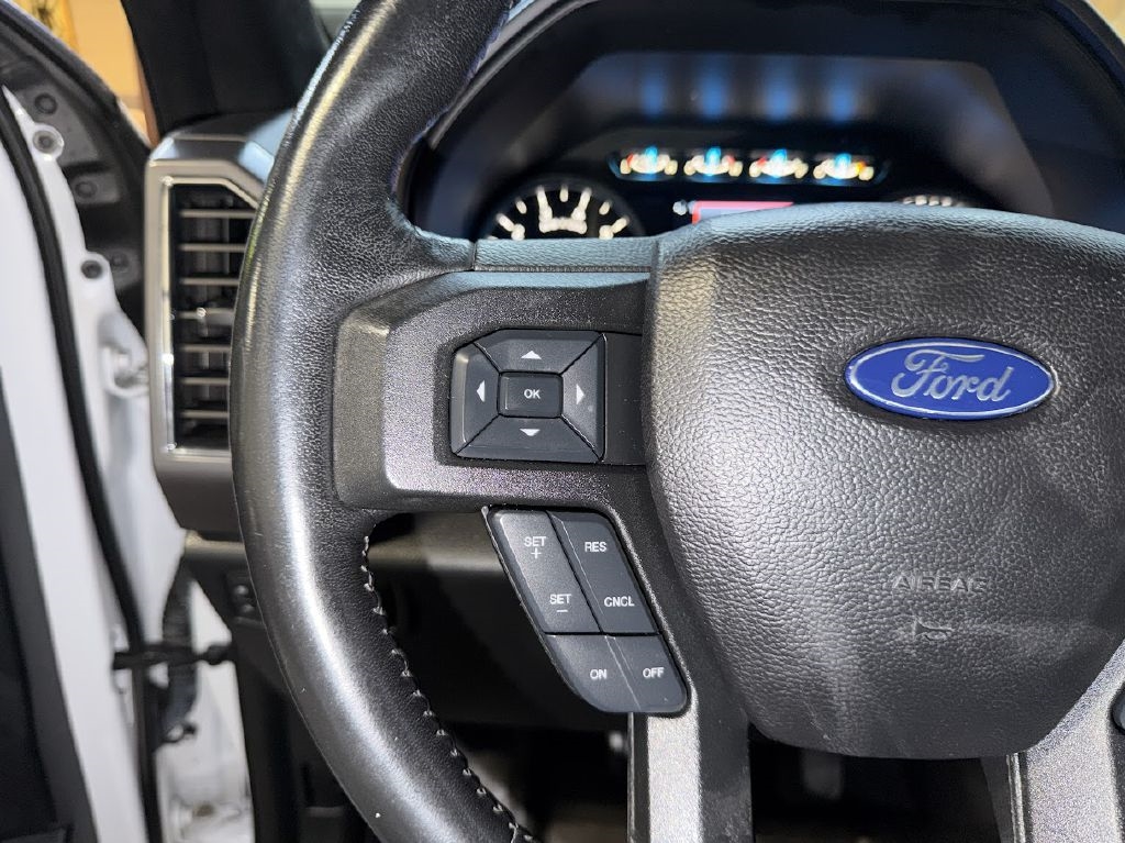 Ford F-150 XLT 4WD SuperCrew 6.5' Box 2017