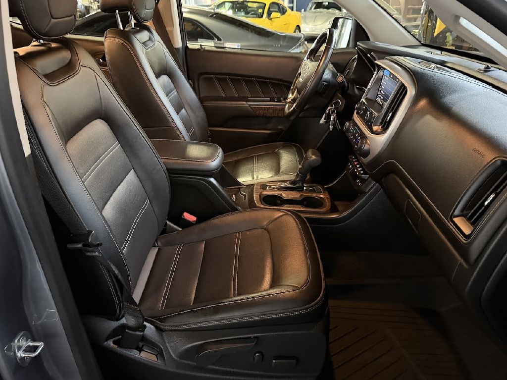 GMC Canyon Denali Crew Cab 4WD 2021