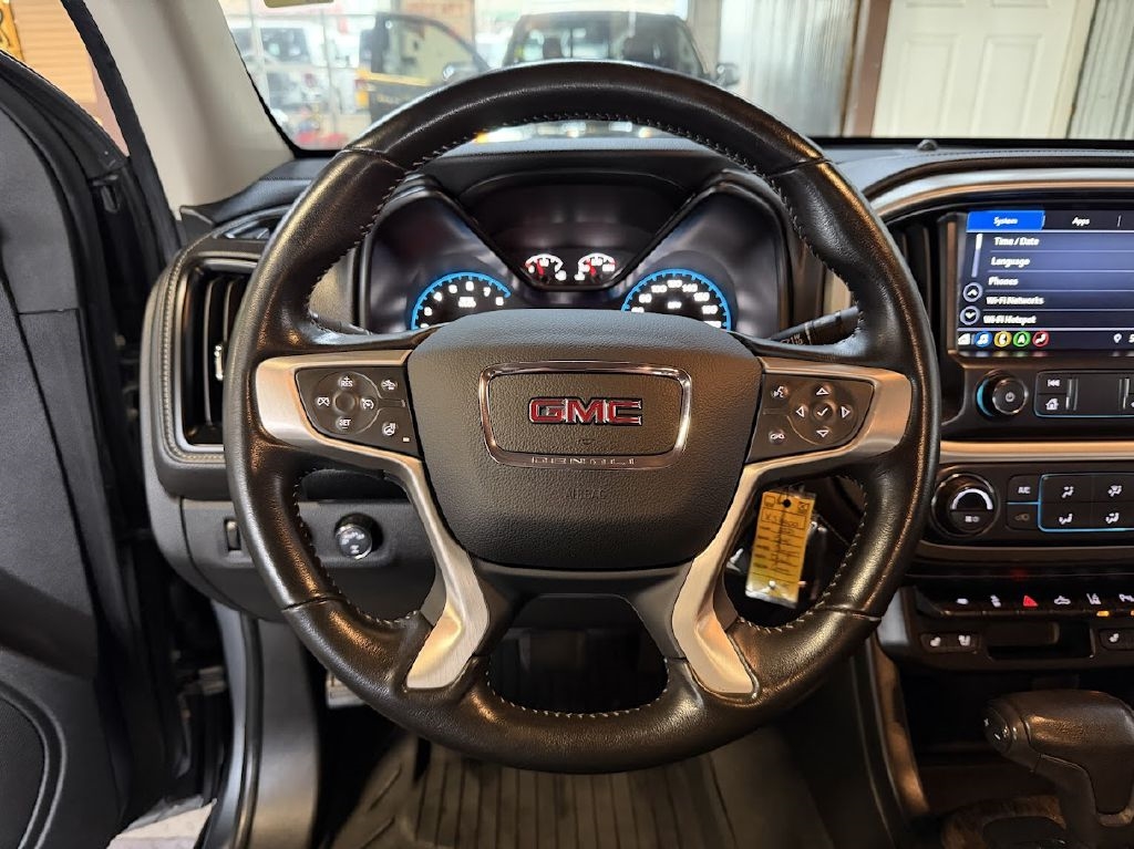 GMC Canyon Denali Crew Cab 4WD 2021