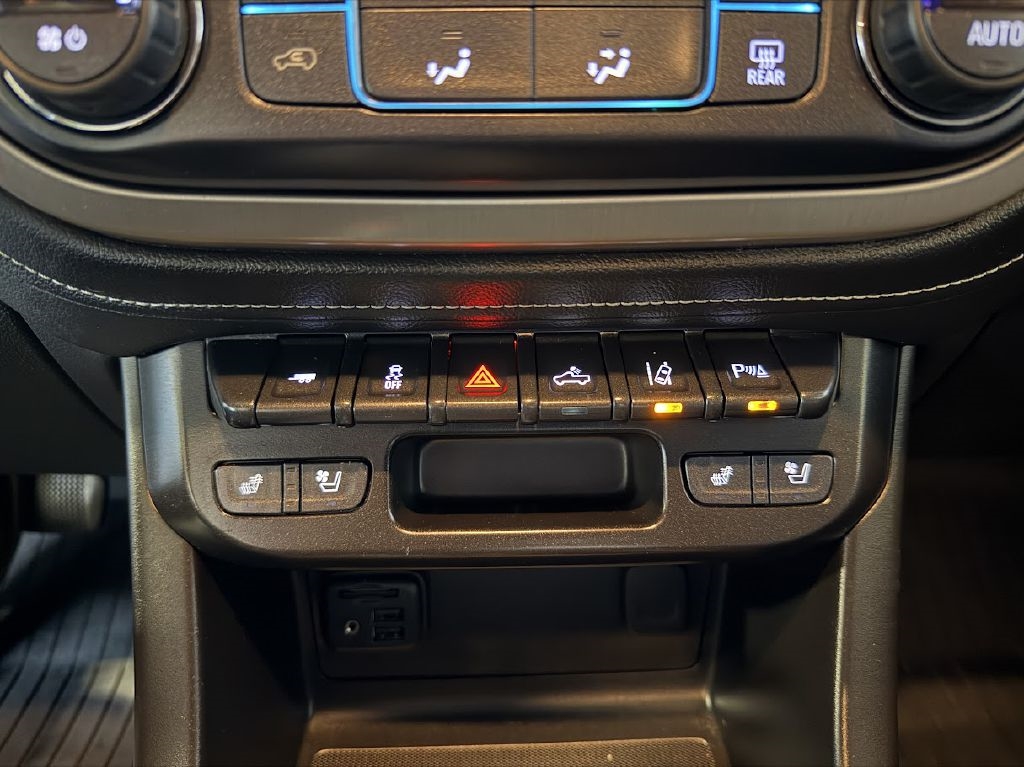 GMC Canyon Denali Crew Cab 4WD 2021