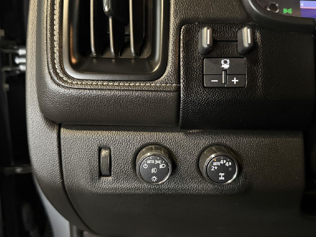 GMC Canyon Denali Crew Cab 4WD 2021