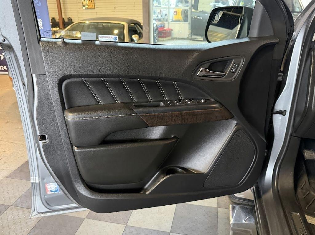 GMC Canyon Denali Crew Cab 4WD 2021