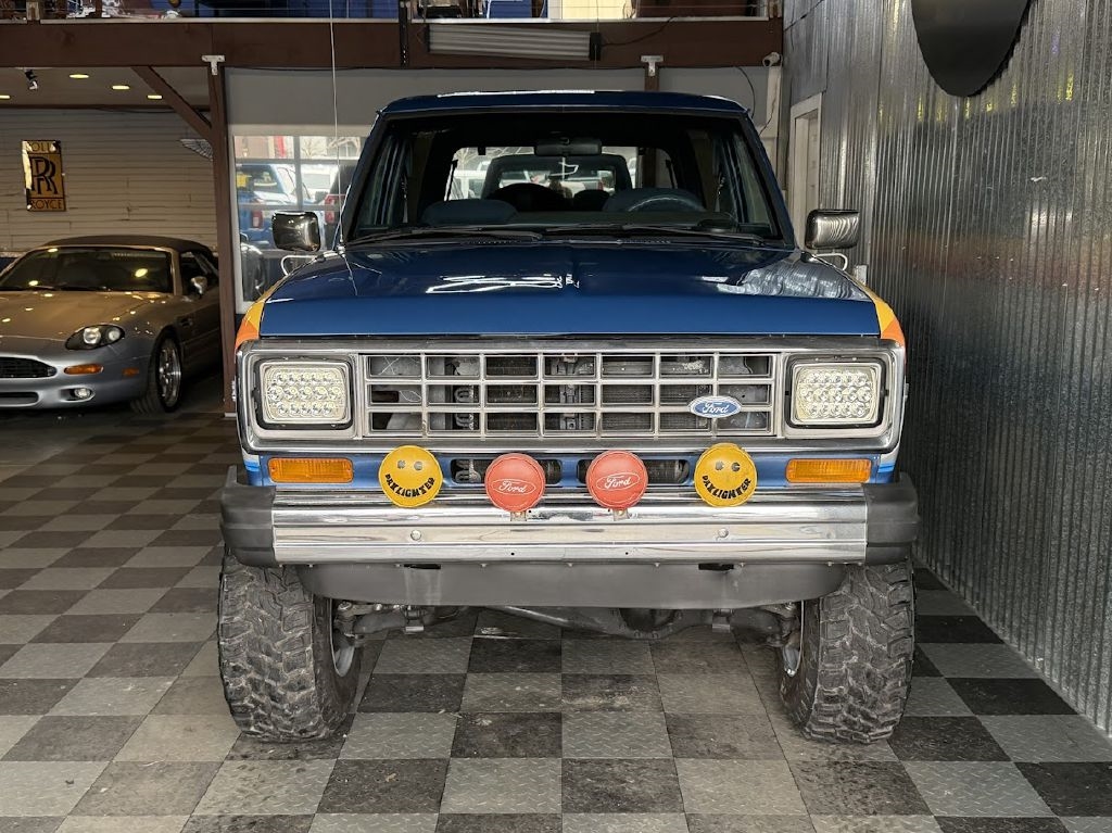 Ford Bronco II Base 1985