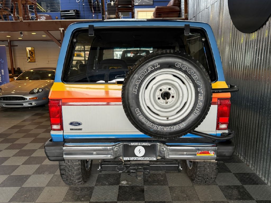 Ford Bronco II Base 1985