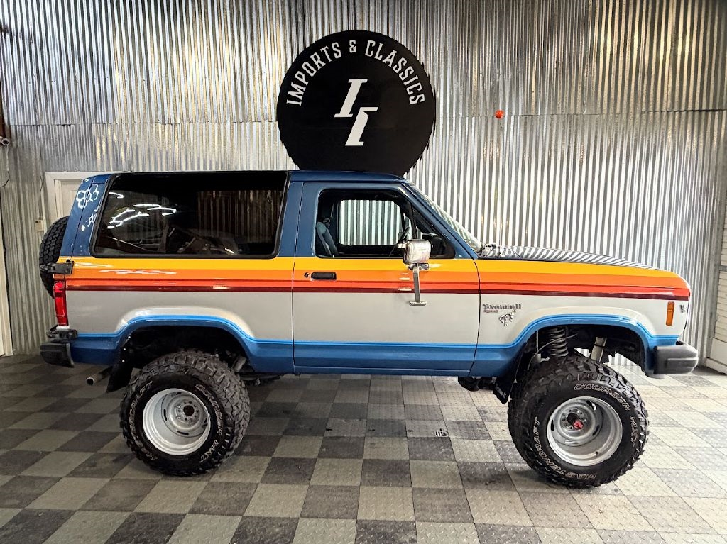Ford Bronco II Base 1985