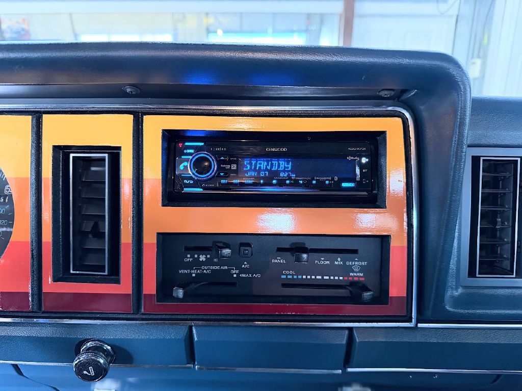 Ford Bronco II Base 1985