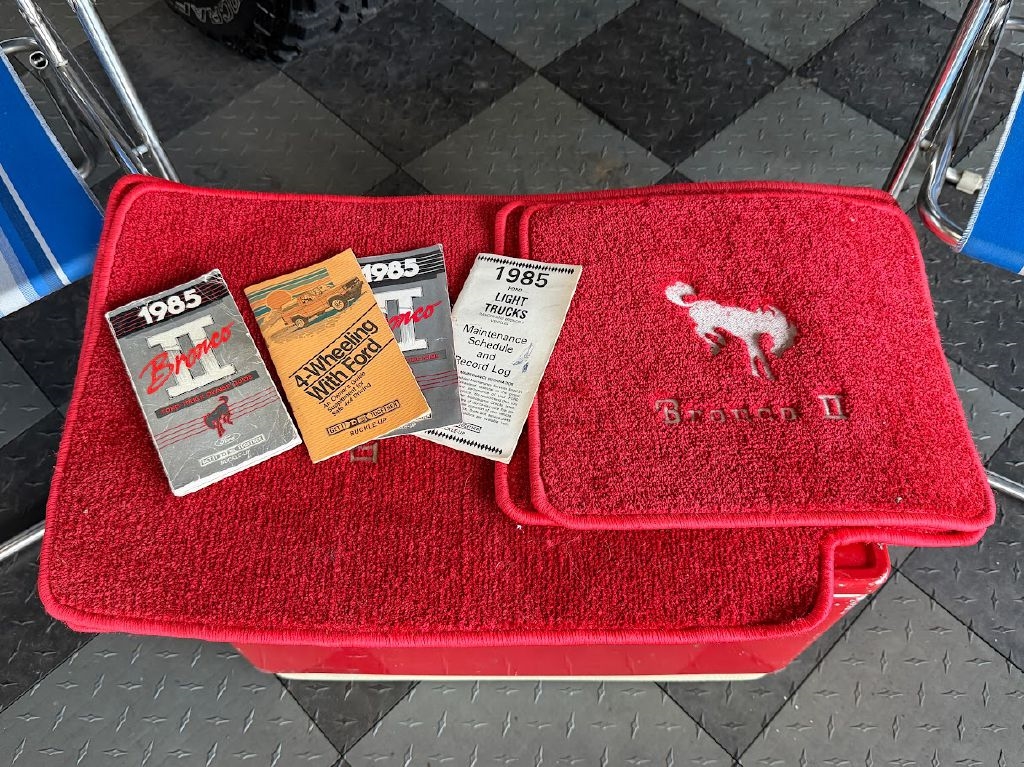 Ford Bronco II Base 1985