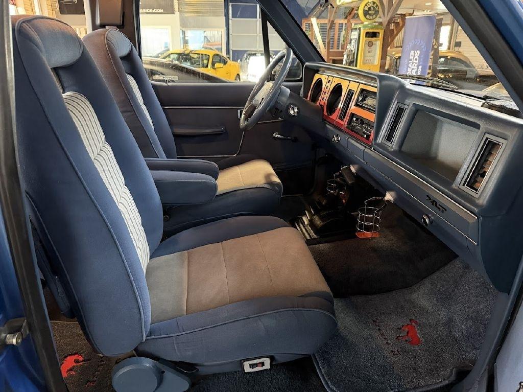 Ford Bronco II Base 1985