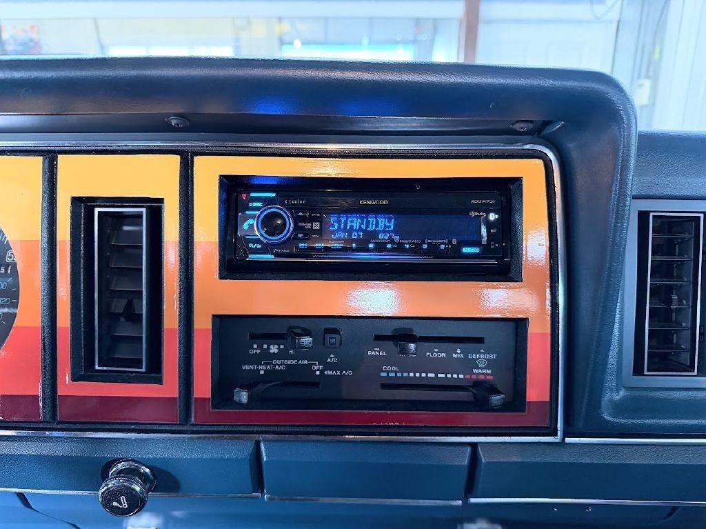 Ford Bronco II Base 1985