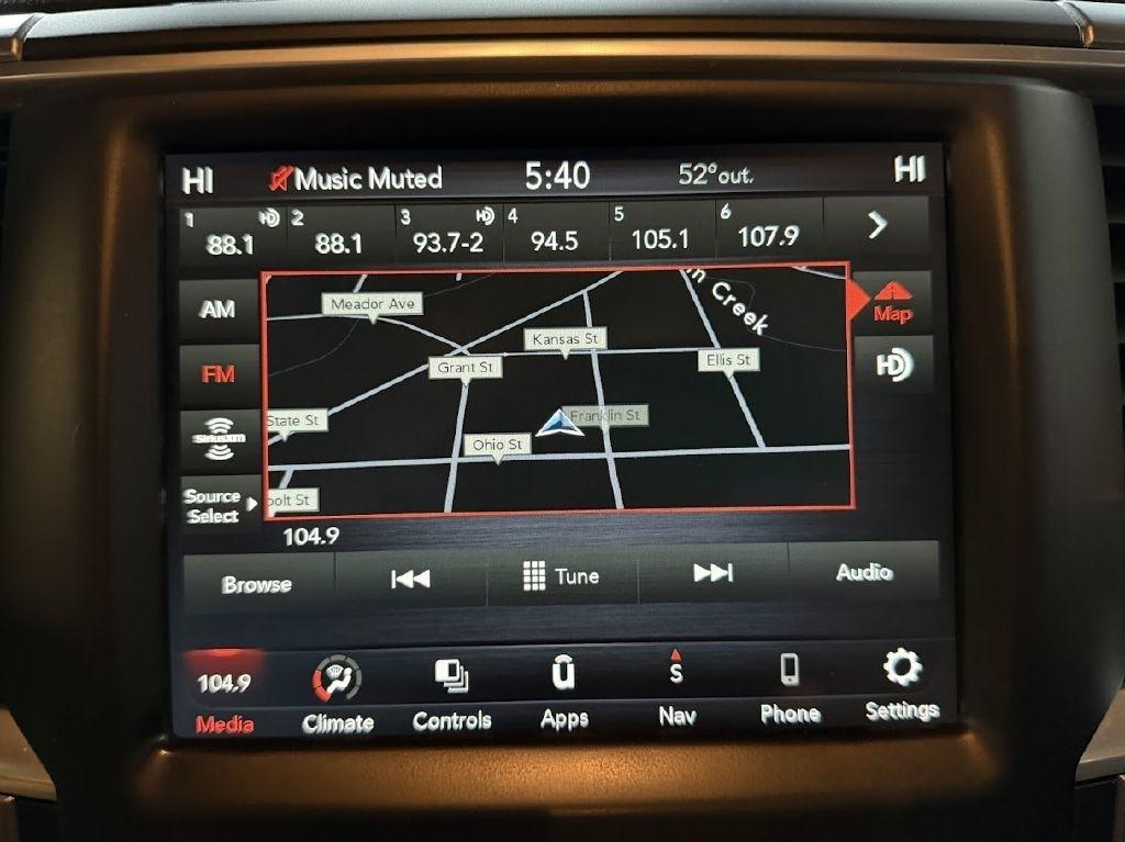 RAM 1500 Classic Tradesman Crew Cab SWB 4WD 2021