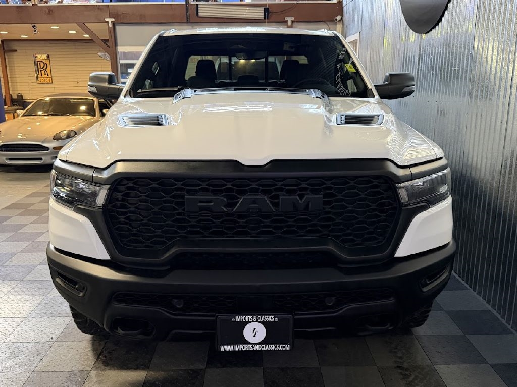 RAM 1500 Rebel Crew Cab SB 4WD 2025