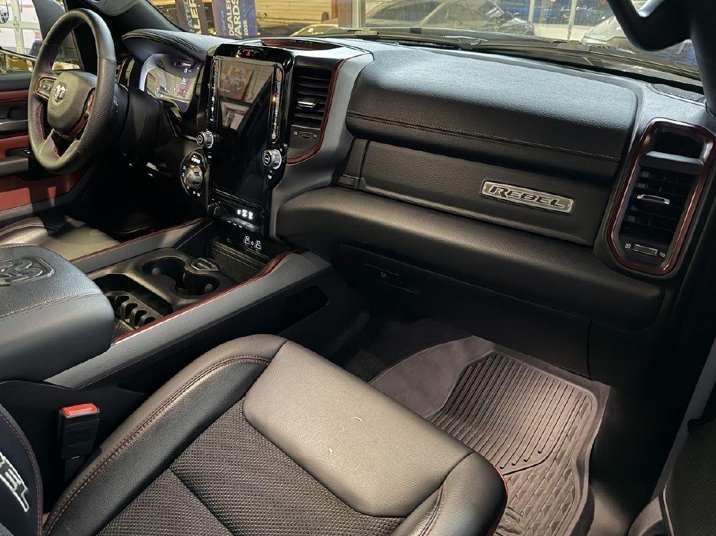 RAM 1500 Rebel Crew Cab SB 4WD 2025