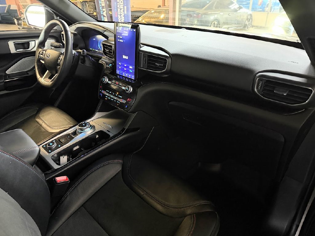 Ford Explorer ST AWD 2023