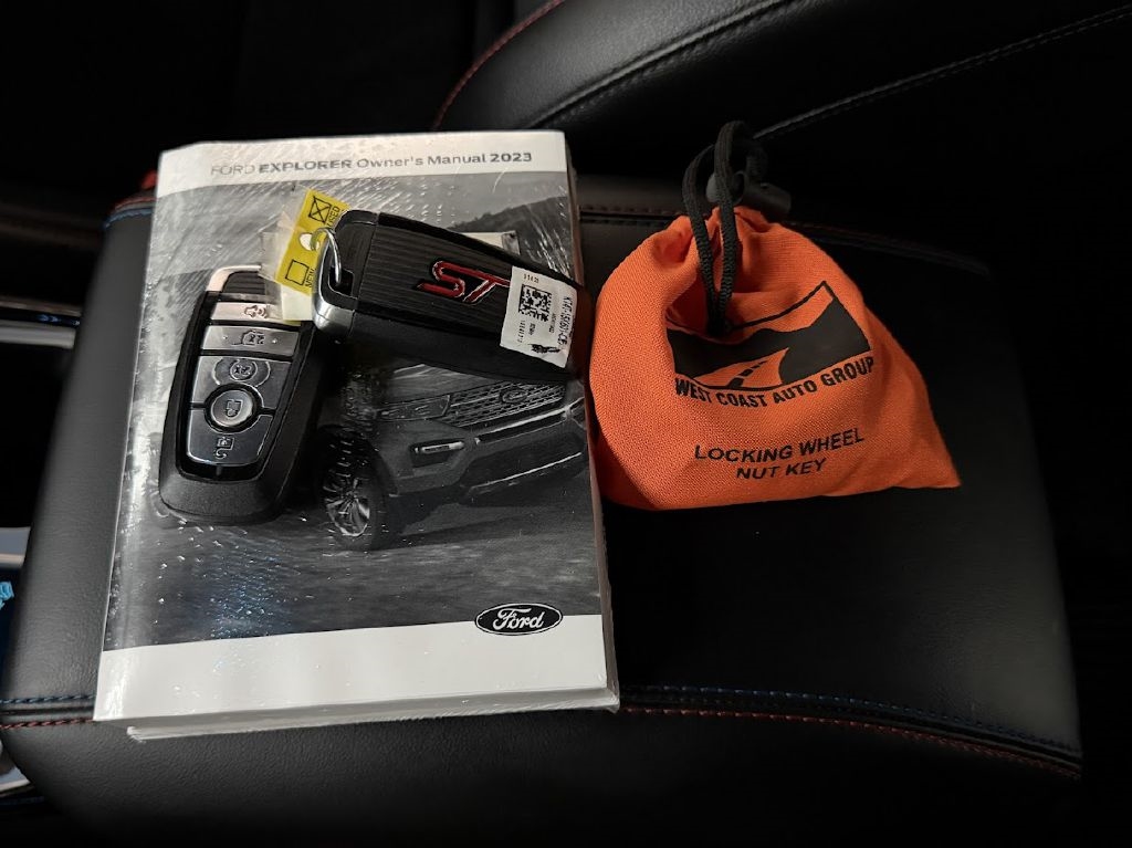 Ford Explorer ST AWD 2023