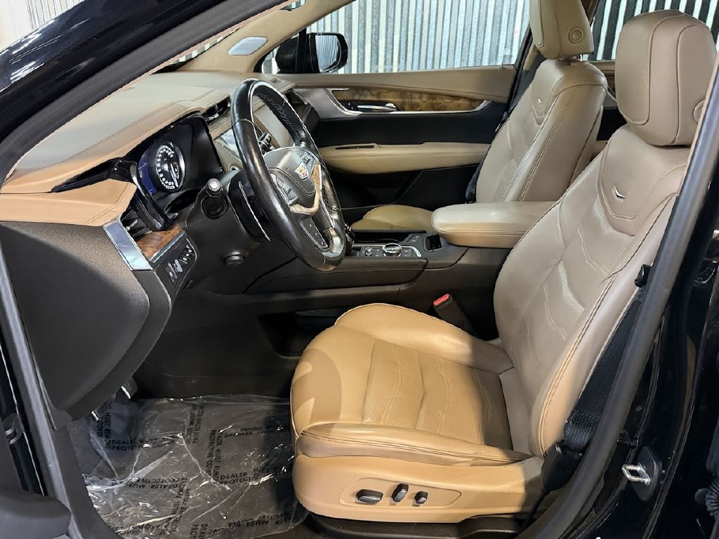 Cadillac XT5 Sport AWD 2021