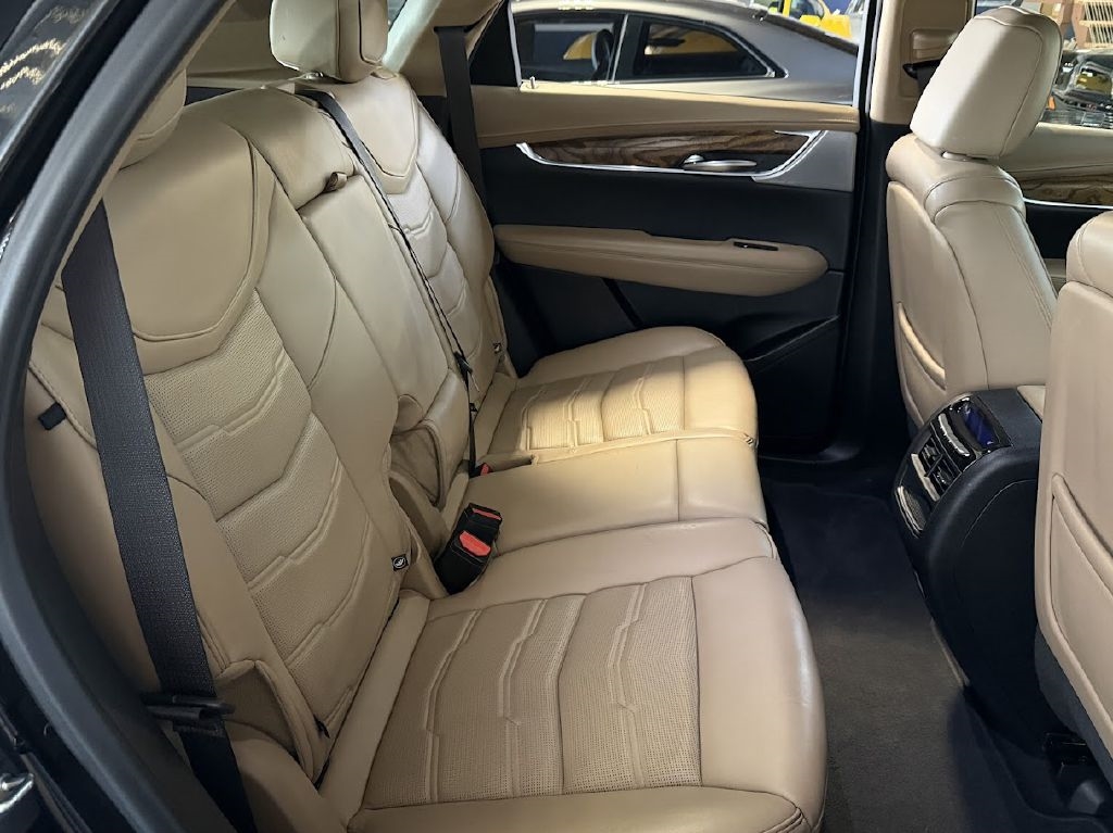 Cadillac XT5 Sport AWD 2021