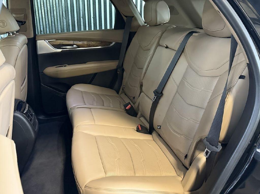 Cadillac XT5 Sport AWD 2021