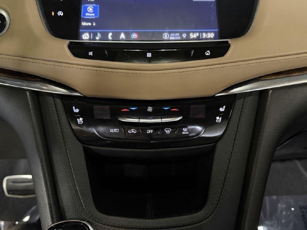 Cadillac XT5 Sport AWD 2021