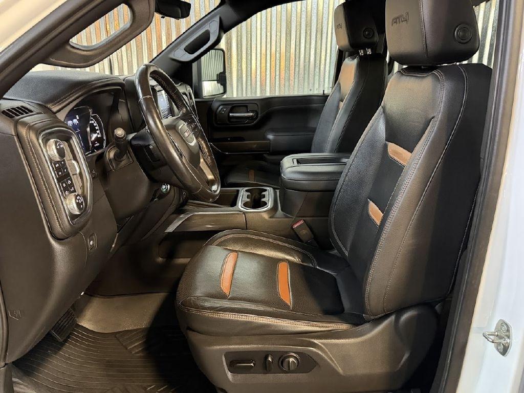GMC Sierra 3500HD AT4 Crew Cab 4WD 2020