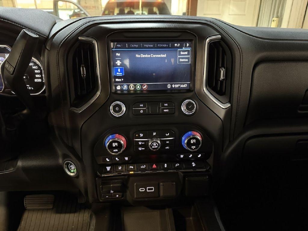 GMC Sierra 3500HD AT4 Crew Cab 4WD 2020