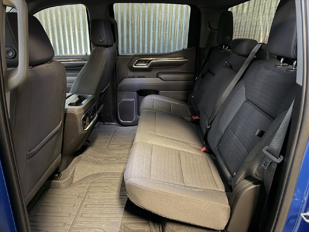 GMC Sierra 1500 Elevation Crew Cab 4WD 2022