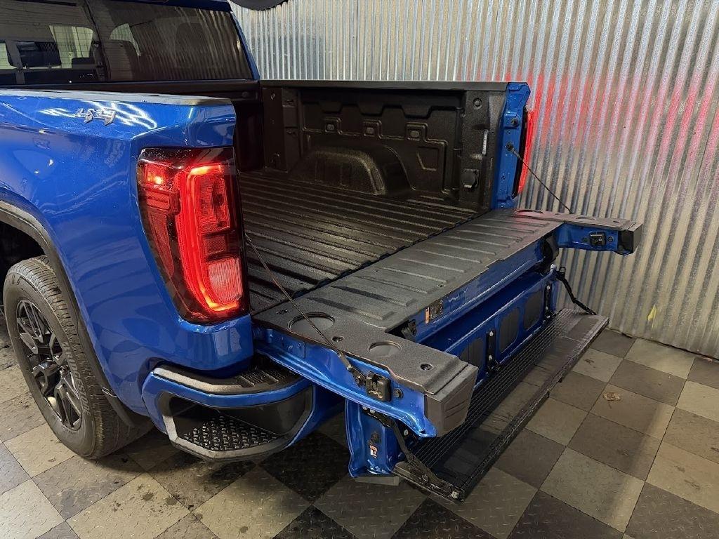 GMC Sierra 1500 Elevation Crew Cab 4WD 2022