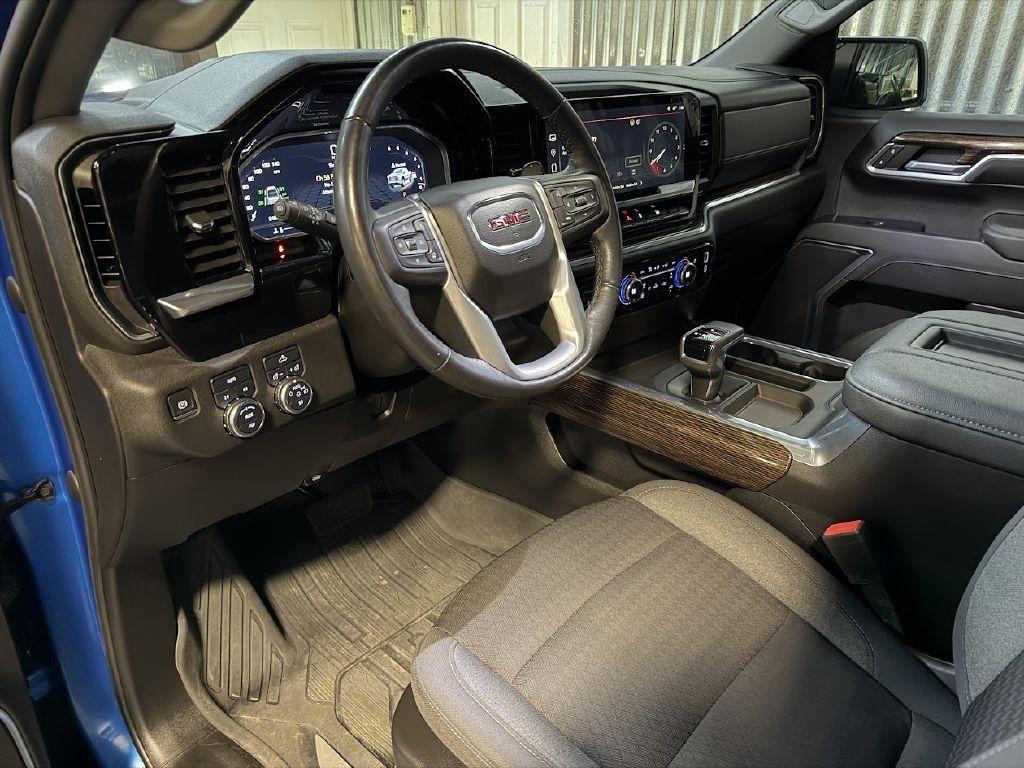 GMC Sierra 1500 Elevation Crew Cab 4WD 2022