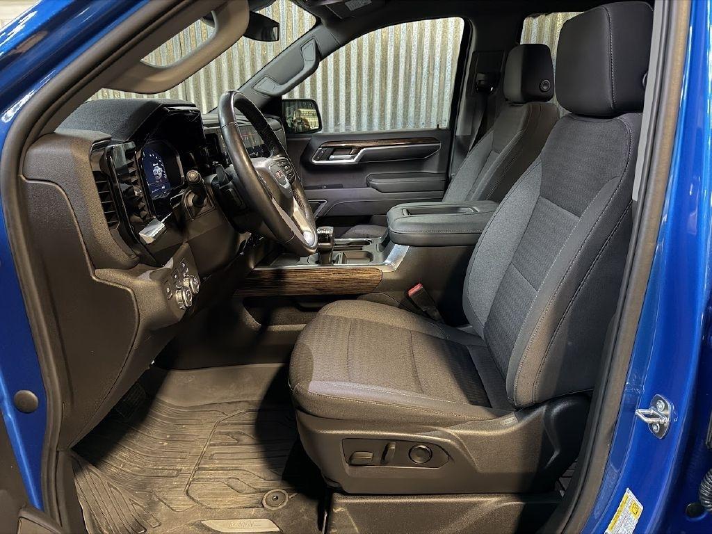 GMC Sierra 1500 Elevation Crew Cab 4WD 2022