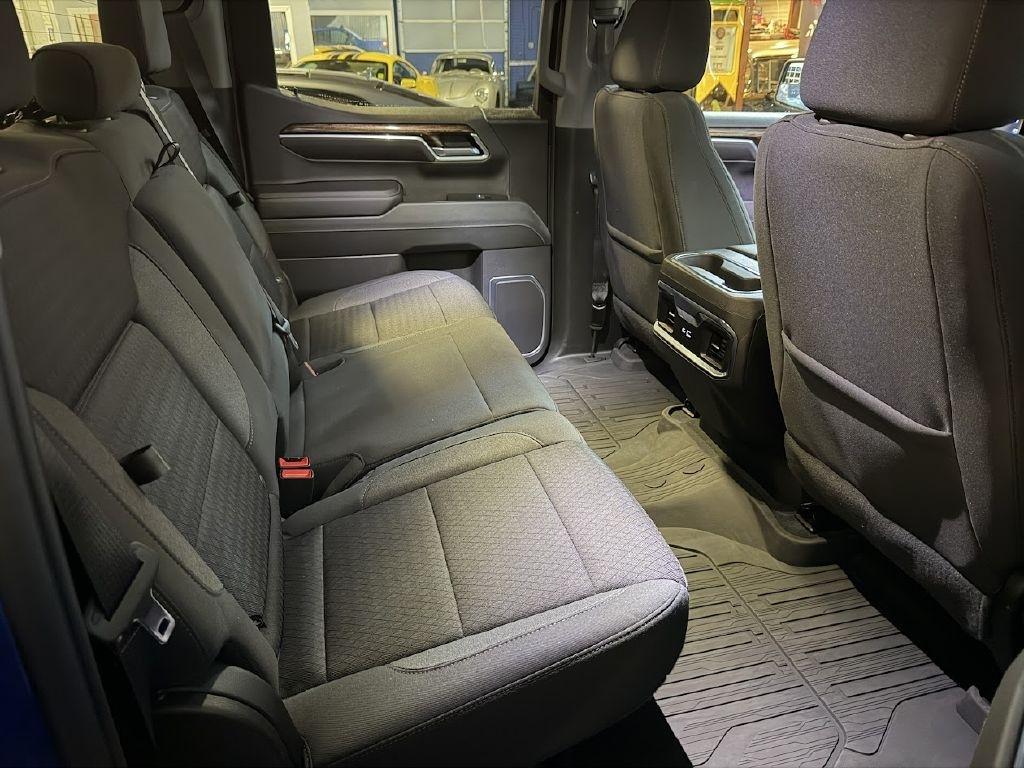 GMC Sierra 1500 Elevation Crew Cab 4WD 2022