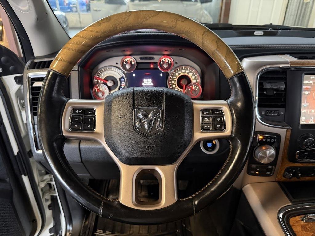 RAM 1500 Longhorn Crew Cab LWB 4WD 2017