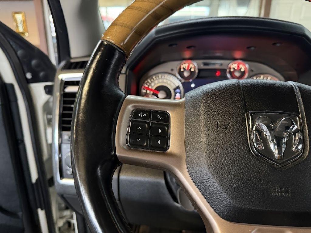 RAM 1500 Longhorn Crew Cab LWB 4WD 2017