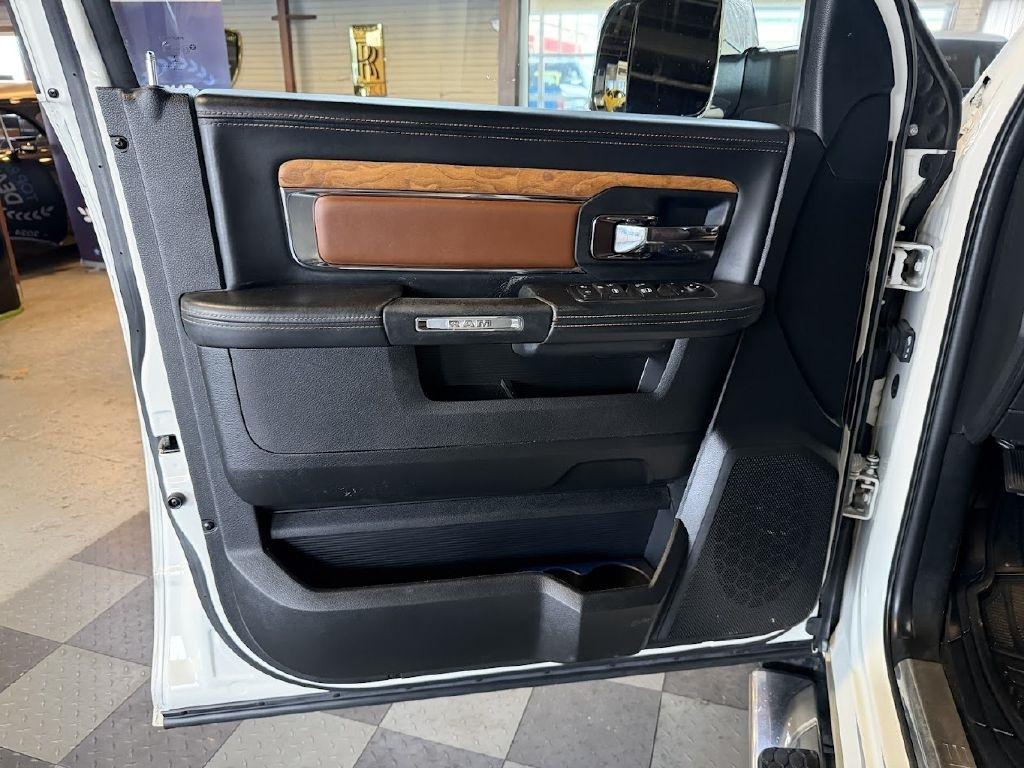 RAM 1500 Longhorn Crew Cab LWB 4WD 2017