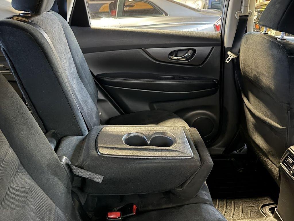 Nissan Rogue S 2WD 2016