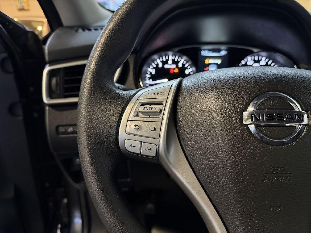 Nissan Rogue S 2WD 2016