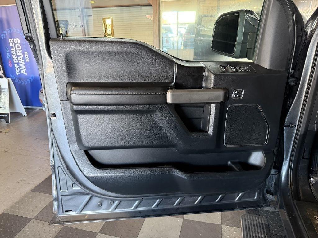 Ford F-150 Platinum 4WD SuperCrew 5.5' Box 2020