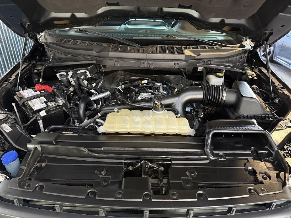 Ford F-150 Lariat 4WD SuperCrew 5.5' Box 2023