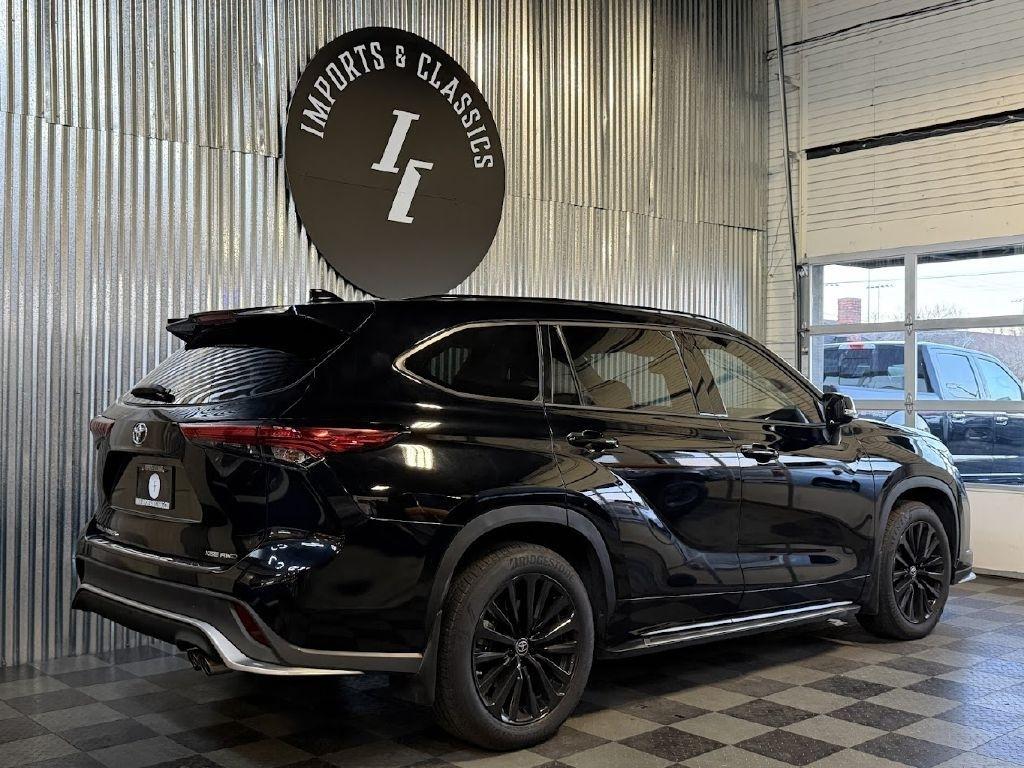 Toyota Highlander XSE 4D SUV AWD 2023