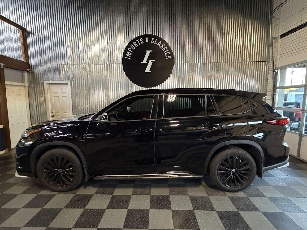 Toyota Highlander XSE 4D SUV AWD 2023