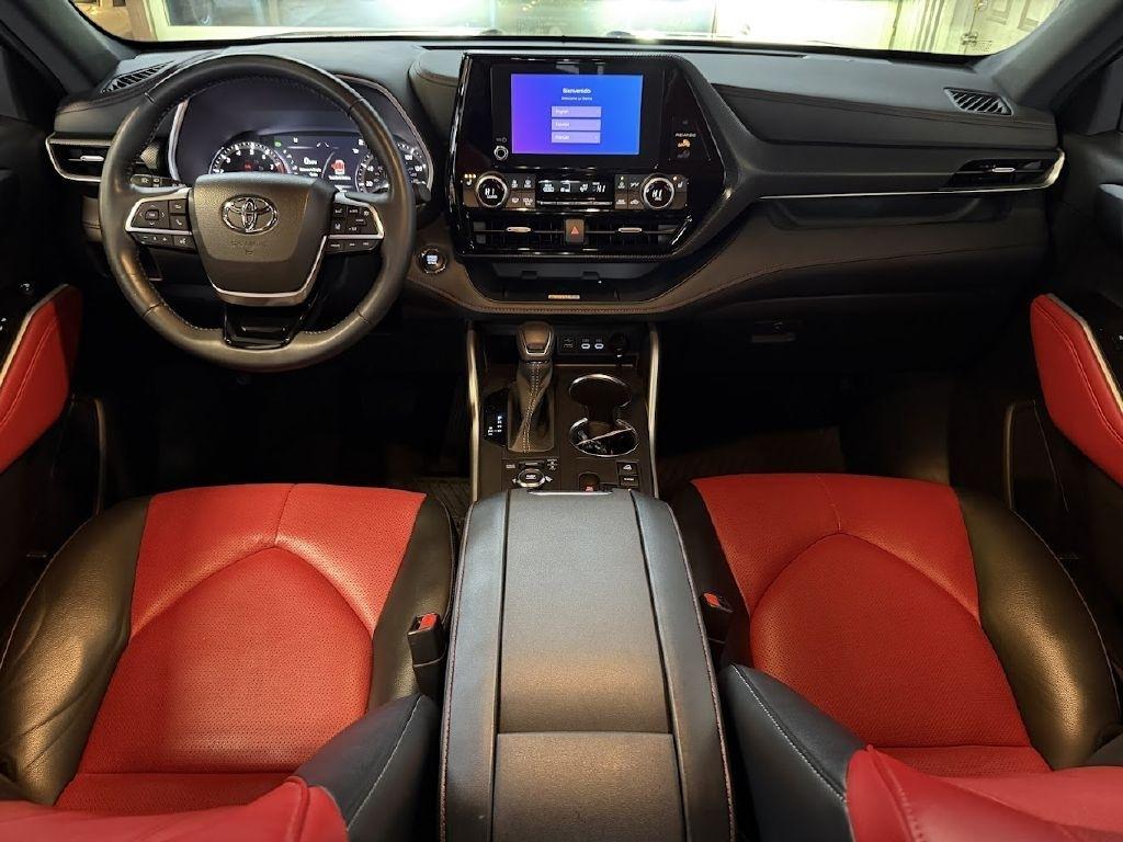 Toyota Highlander XSE 4D SUV AWD 2023