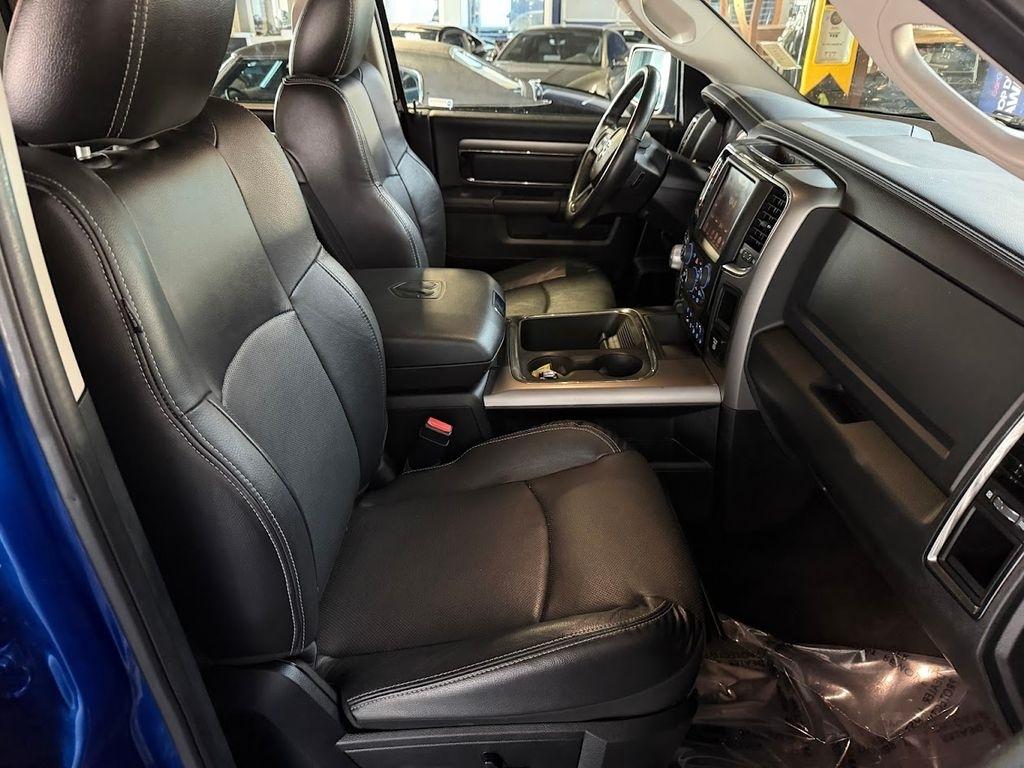 RAM 1500 Sport Crew Cab SWB 4WD 2016