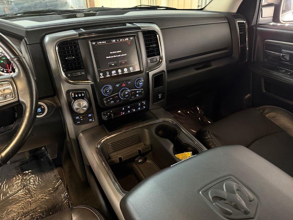 RAM 1500 Sport Crew Cab SWB 4WD 2016