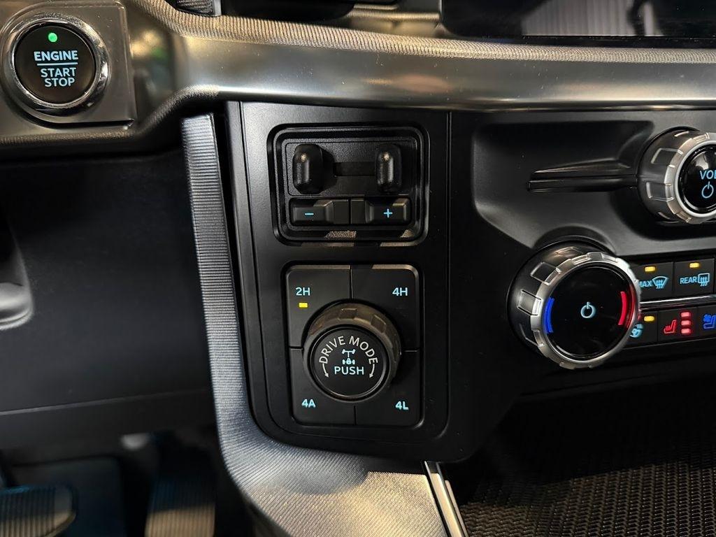 Ford F-150 Raptor SuperCrew 4WD 2023