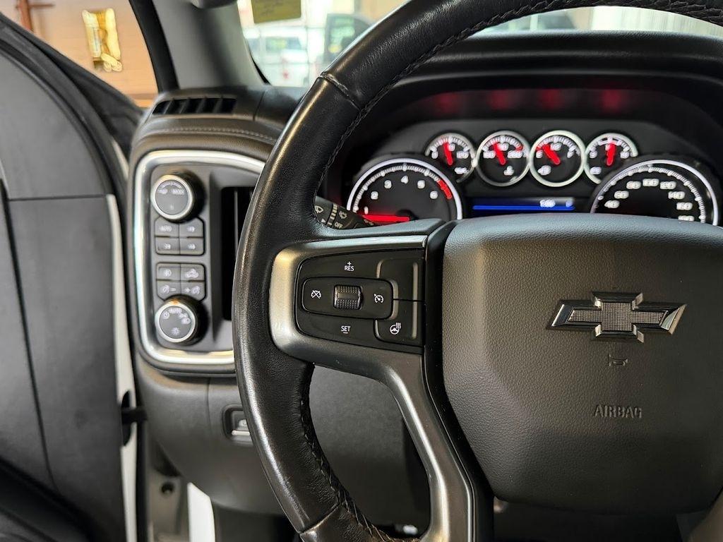 Chevrolet Silverado 1500 RST Crew Cab 4WD 2021