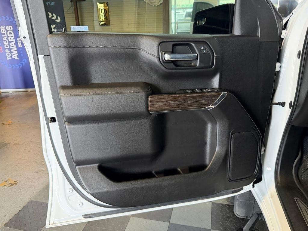 Chevrolet Silverado 1500 RST Crew Cab 4WD 2021