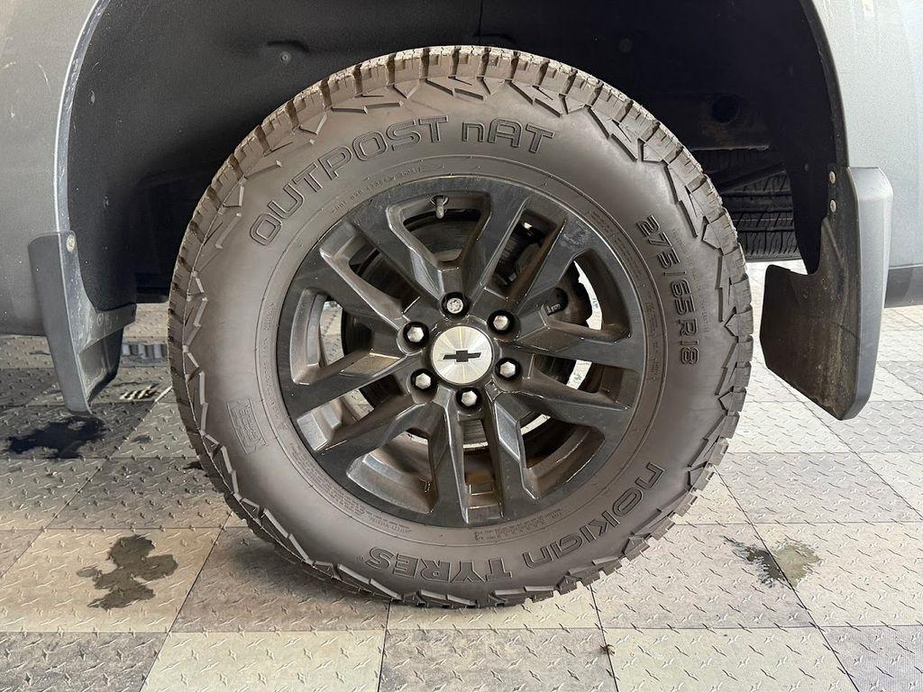 Chevrolet Silverado 1500 RST Crew Cab 4WD 2020