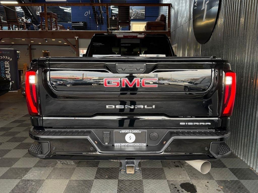 GMC Sierra 3500HD Denali Crew Cab 4WD 2025