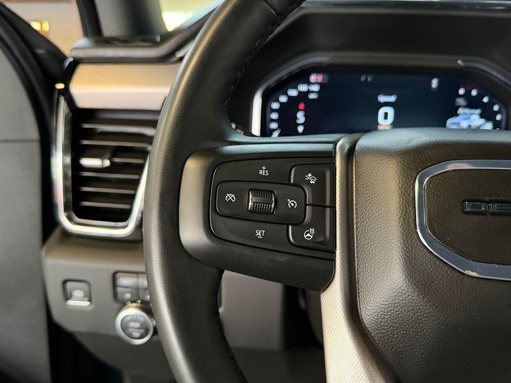 GMC Sierra 3500HD Denali Crew Cab 4WD 2025