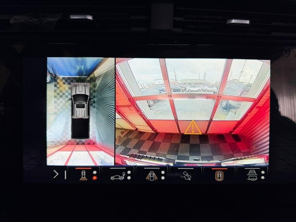 GMC Sierra 3500HD Denali Crew Cab 4WD 2025